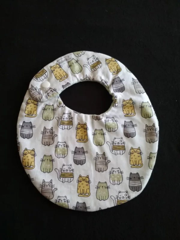 Bavoir "Chats verts"