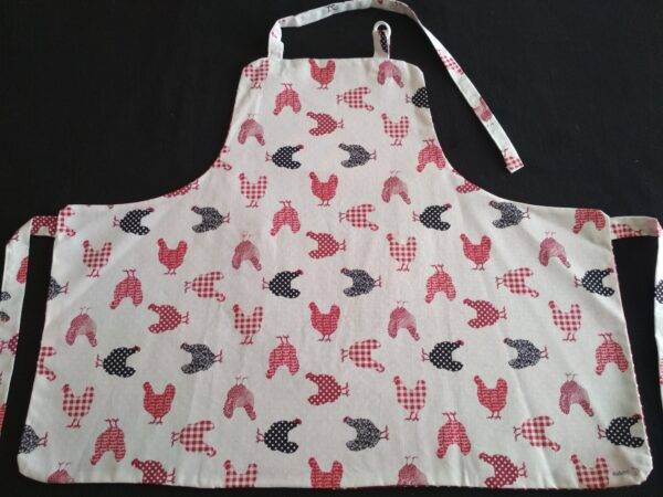 tablier "poules rouges et noires"