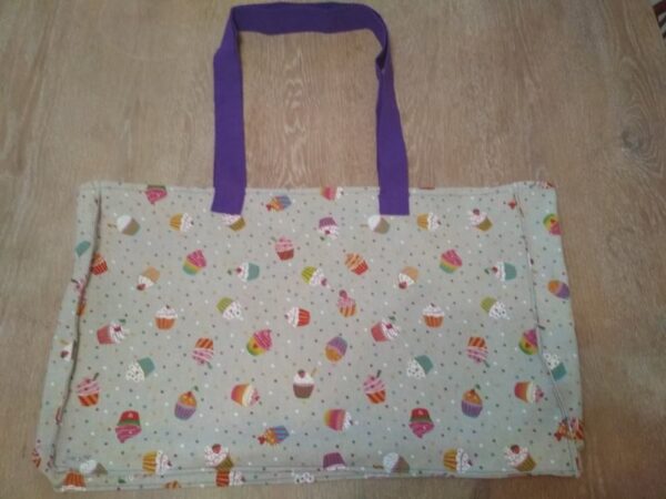 SAC DE JOUET-PLACE "cupcakes multicolor"
