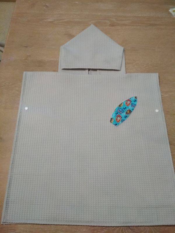 poncho gris surf "pat patrouille"
